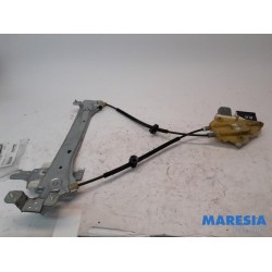 Renault - Megane - Rear door window mechanism 4-door, right