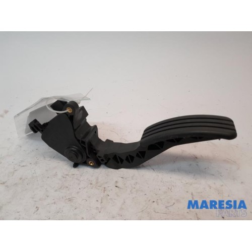 Renault - Megane - Gaspedaalpositie Sensor