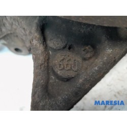 Citroen - Berlingo - Knuckle, front right