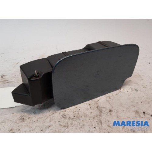 Citroen - Berlingo - Tank cap cover