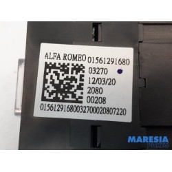 Alfa Romeo - Giulia - AUX/USB aansluiting