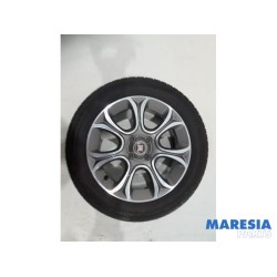 Fiat - Punto - Sportvelgenset + banden