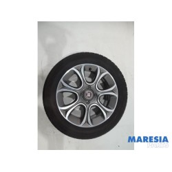Fiat - Punto - Sportvelgenset + banden