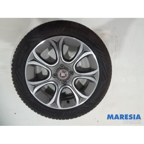 Fiat - Punto - Sportvelgenset + banden
