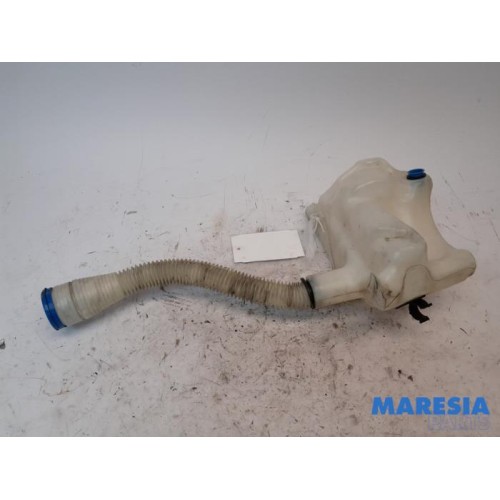 Citroen - Berlingo - Front windscreen washer reservoir
