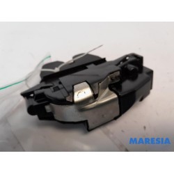 Citroen - Berlingo - Tailgate lock mechanism