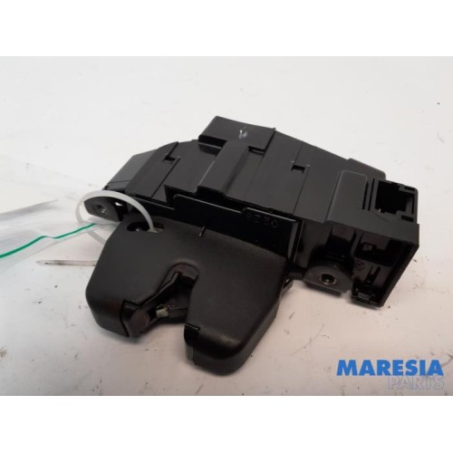 Citroen - Berlingo - Tailgate lock mechanism