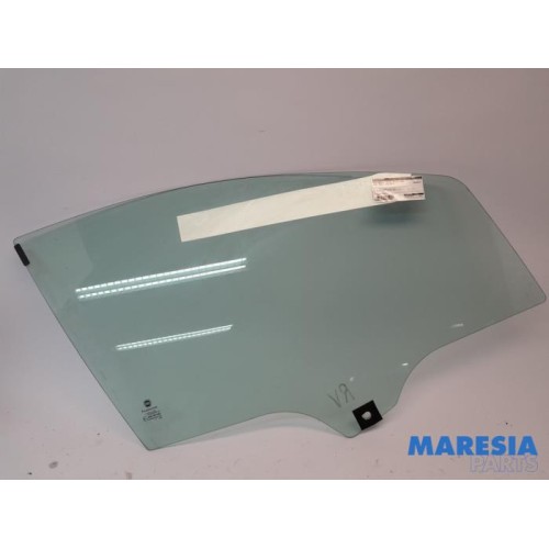 Fiat - Punto - Door window 4-door, front right
