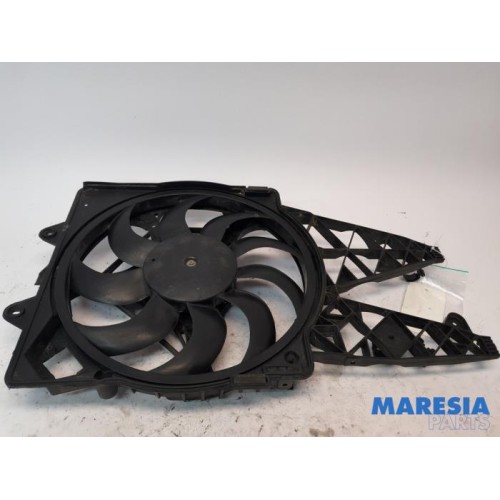 Fiat - Punto - Kühlgebläse Motor