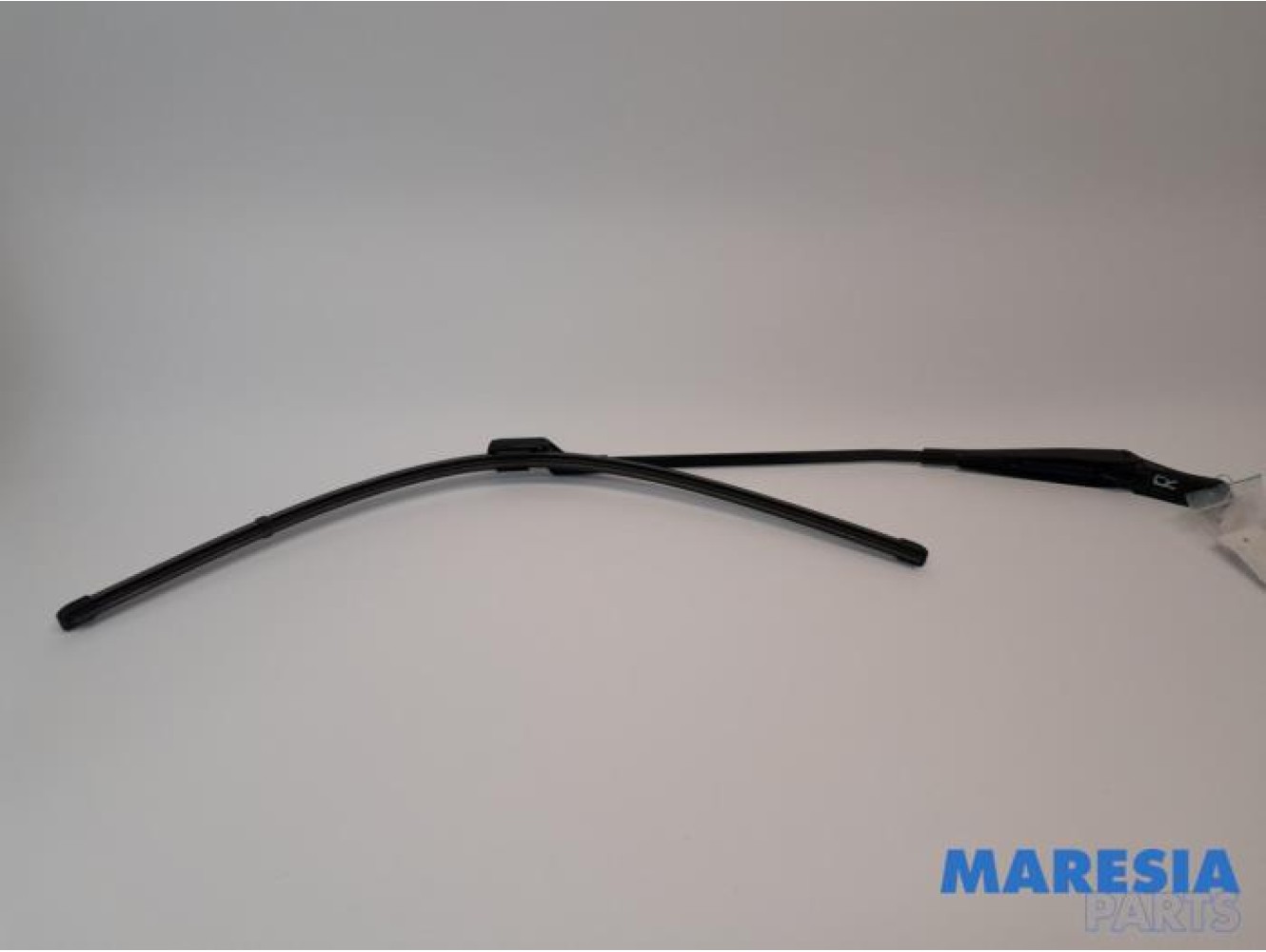 Peugeot - 3008 - Front wiper arm