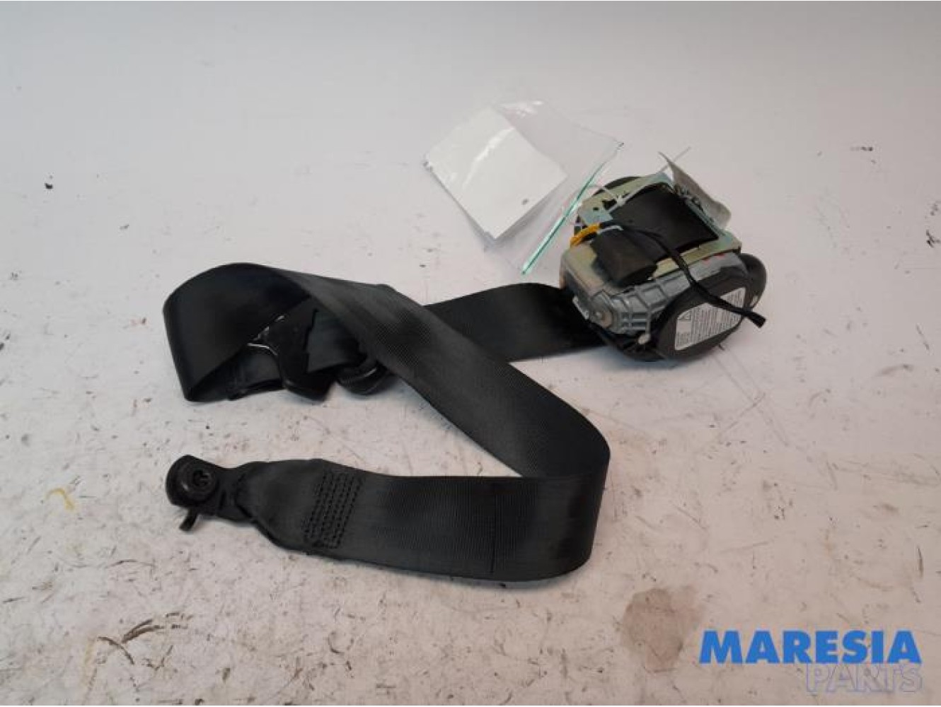 Fiat - Punto - Front seatbelt, right