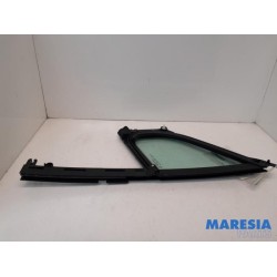 Peugeot - 3008 - Quarter light, front right