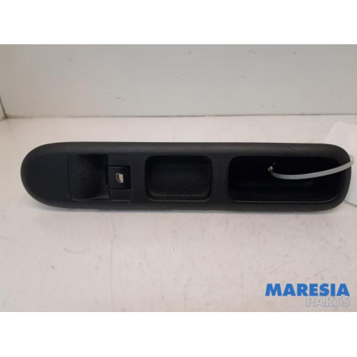 Peugeot - 3008 - Multi-functional window switch