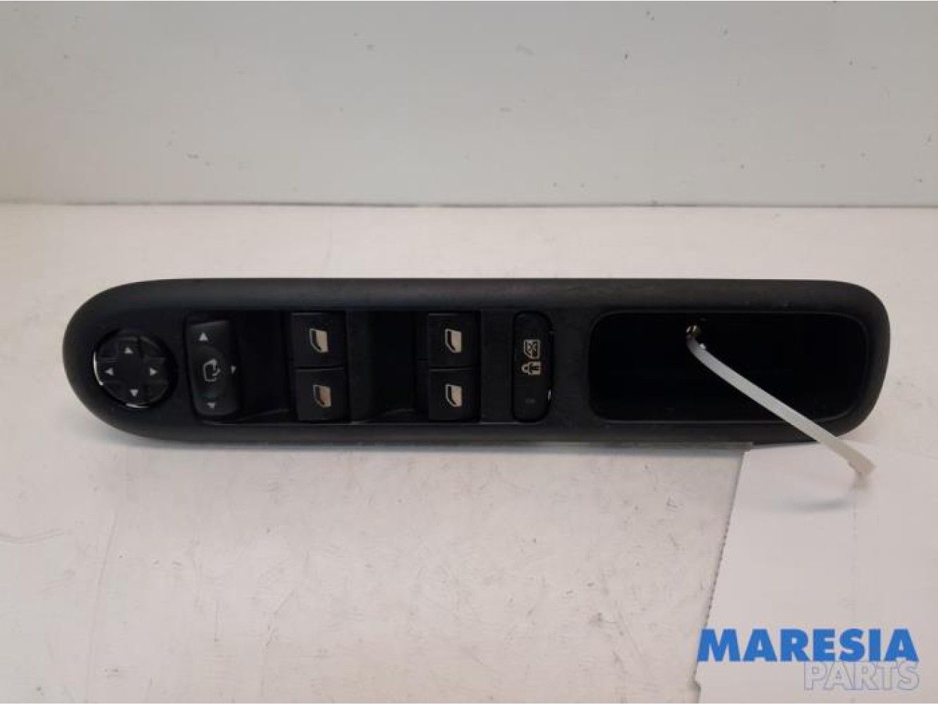 Peugeot - 3008 - Multi-functional window switch