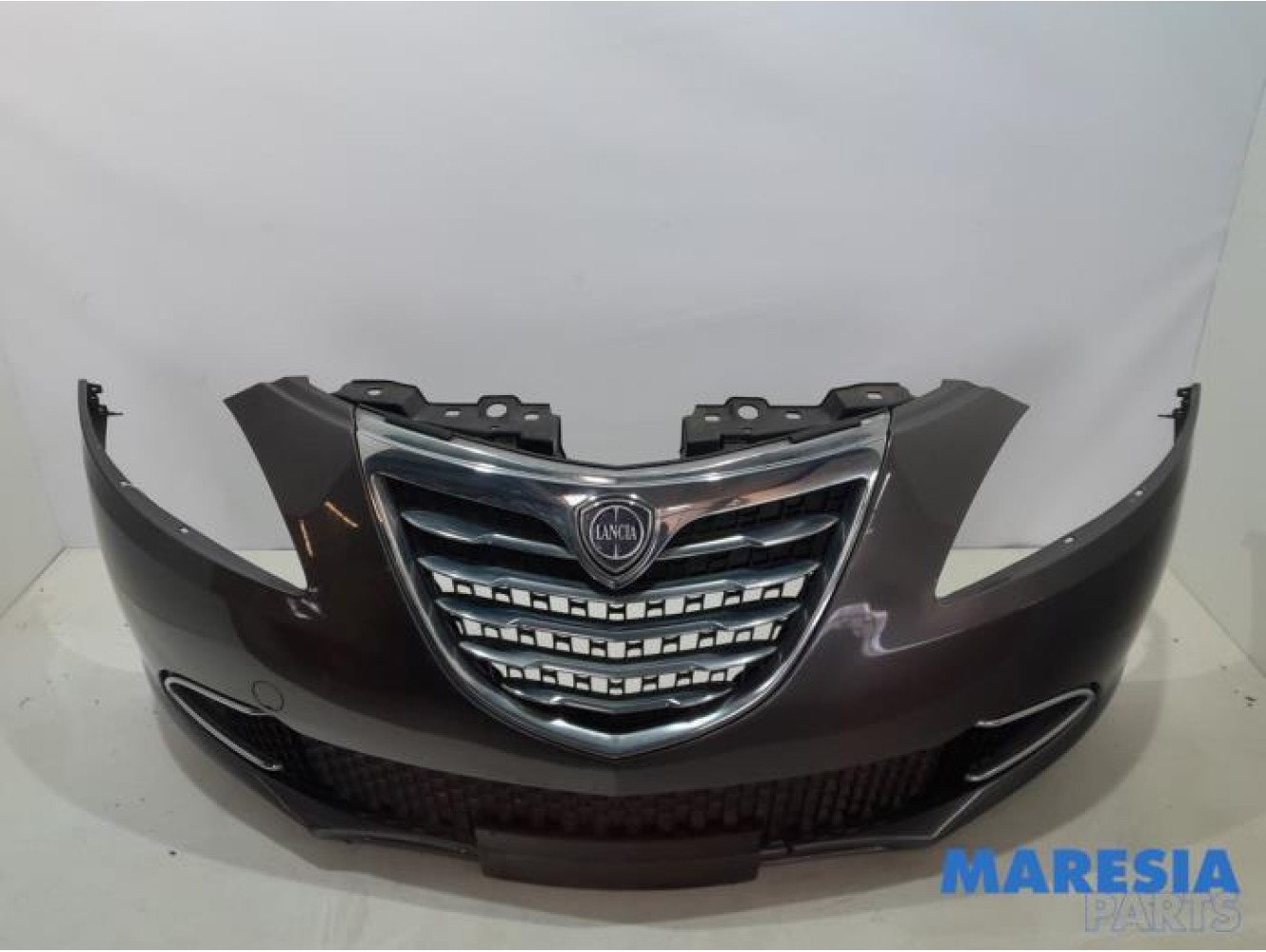 Lancia - Y(Psilon) - Front bumper