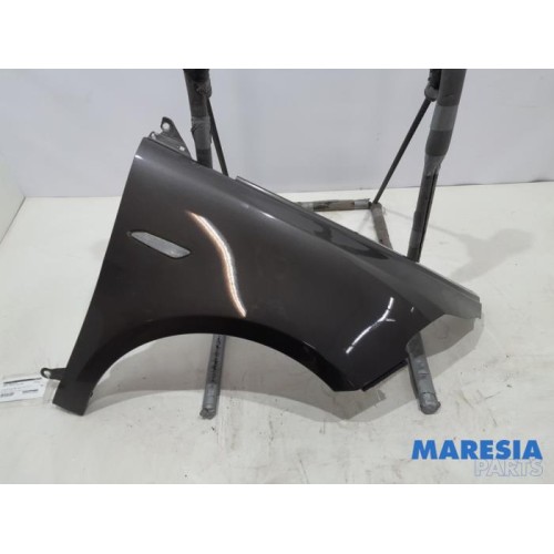 Lancia - Y(Psilon) - Front wing, right