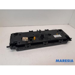 Citroen - C4 Picasso - Instrument panel