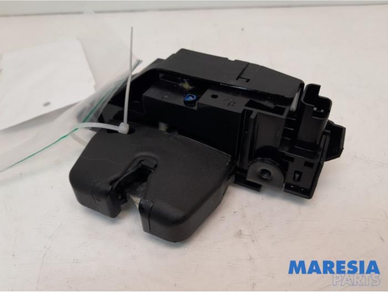 Citroen - C4 Picasso - Tailgate lock mechanism