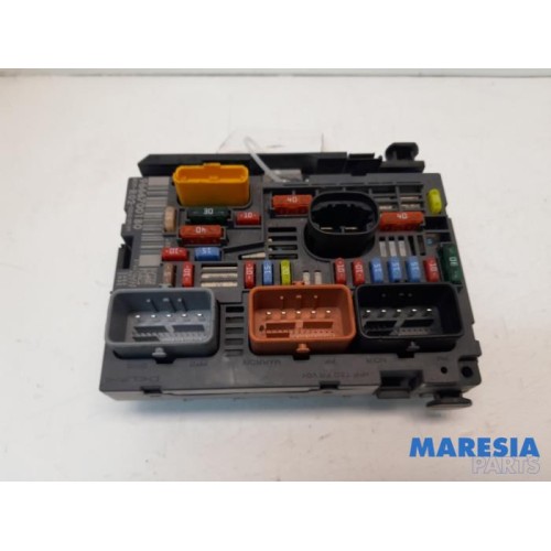 Peugeot - 3008 - Fuse box