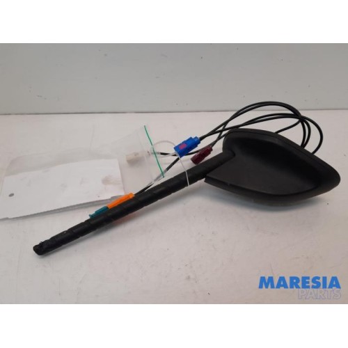 Citroen - C4 Picasso - Antenne