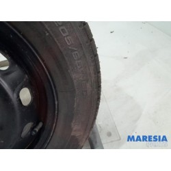 Renault - Trafic - Spare wheel