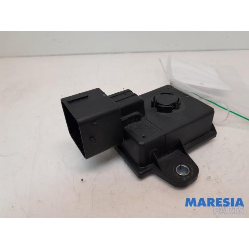 Citroen - C4 Picasso - Start/Stop relay