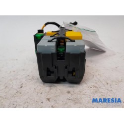 Citroen - C4 Picasso - Fuse box