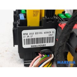 Citroen - C4 Picasso - Fuse box