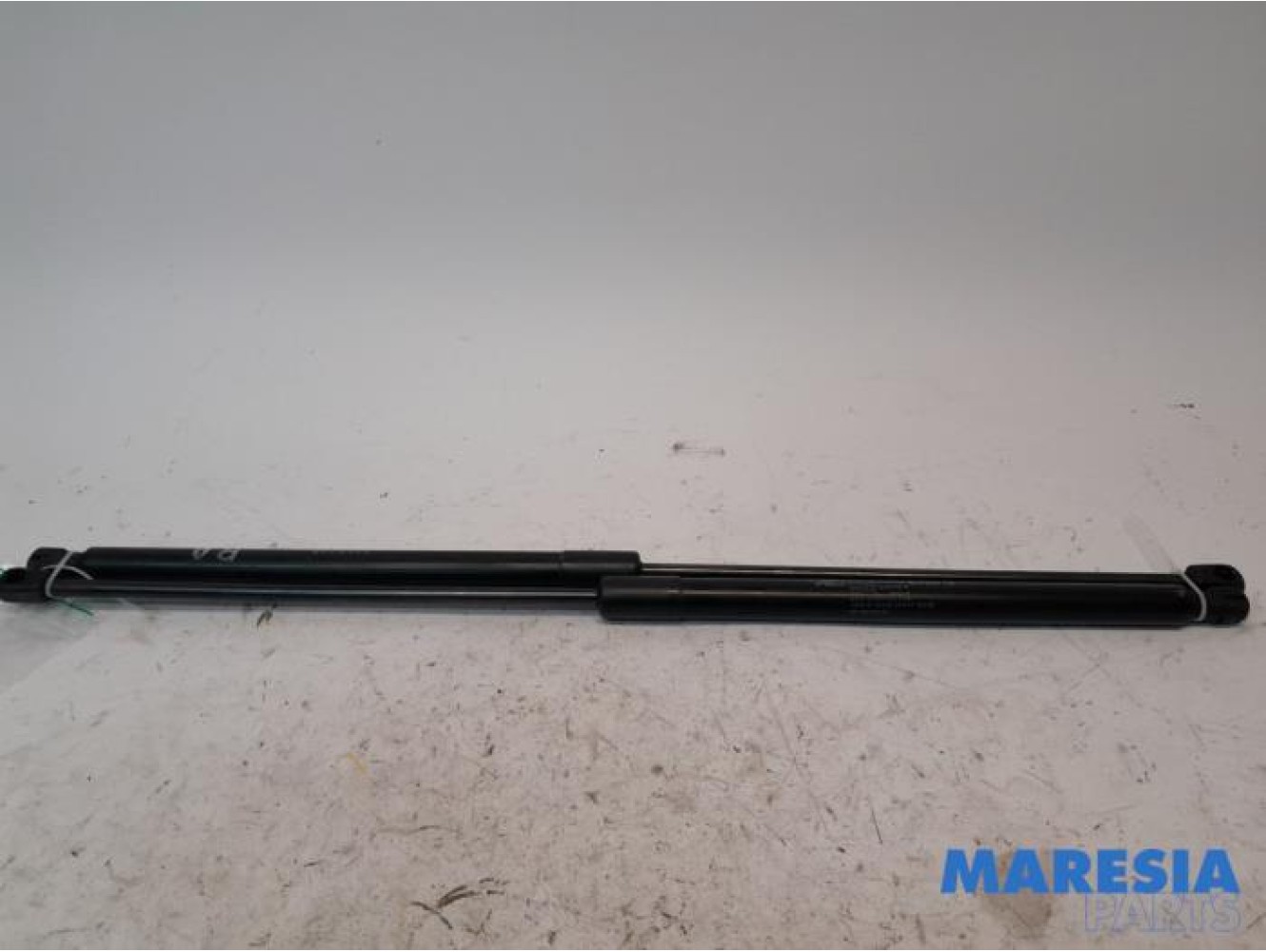 Citroen - C4 Picasso - Set of tailgate gas struts