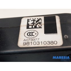 Citroen - C4 Picasso - Door lock mechanism 4-door, front left