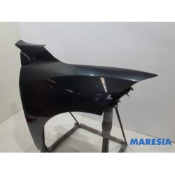 Renault - Megane - Front wing, right