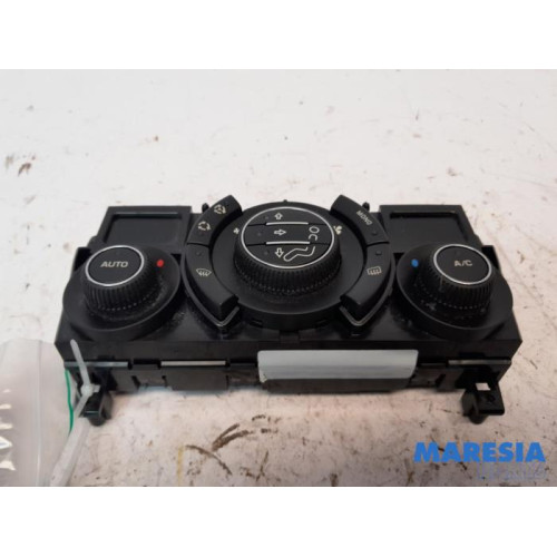 Peugeot - 3008 - Heater control panel