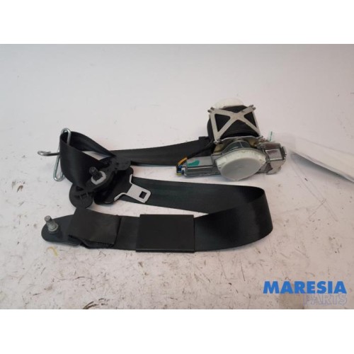 Peugeot - 3008 - Front seatbelt, left
