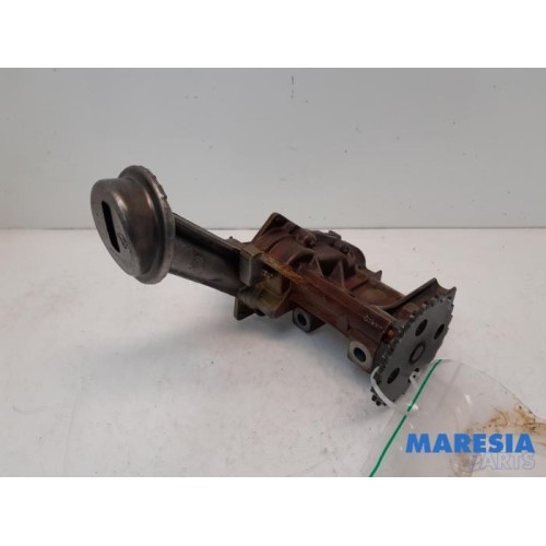 Dacia - Logan - Oil pump