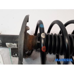 Peugeot - 208 - Front shock absorber rod, right