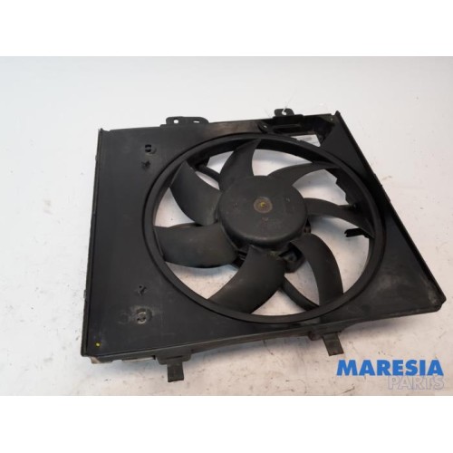 Peugeot - 208 - Fan motor
