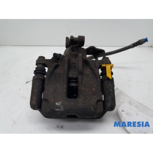Renault - Trafic - Rear brake calliper, left