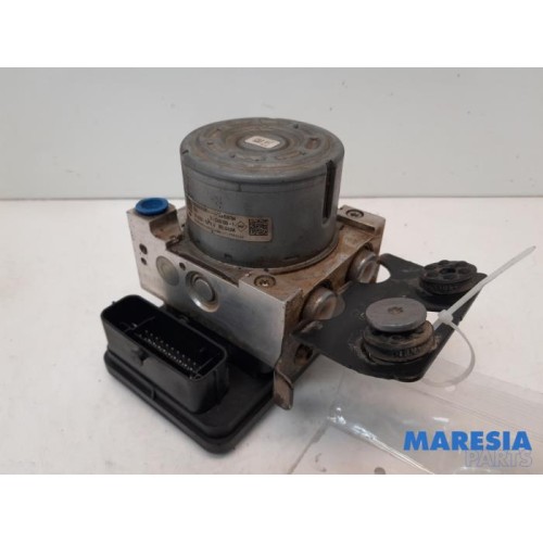 Renault - Trafic - ABS pump