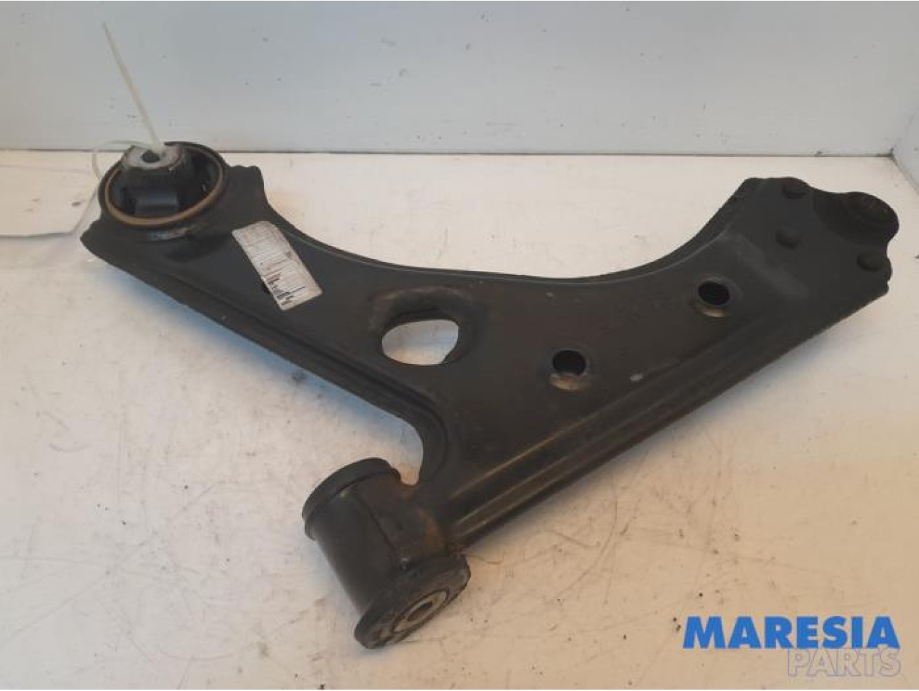 Fiat - Punto - Front lower wishbone, right