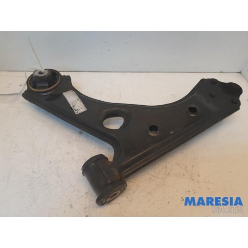 Fiat - Punto - Front lower wishbone, right