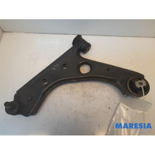 Fiat - Punto - Querlenker unten links vorne