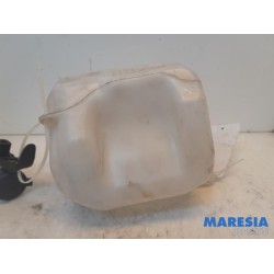 Fiat - Punto - Front windscreen washer reservoir