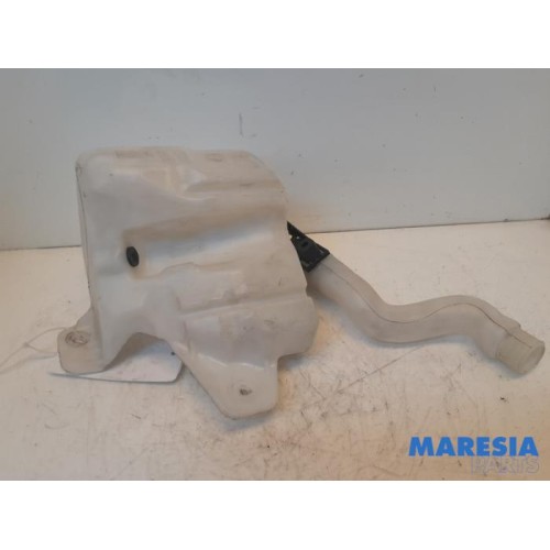 Fiat - Punto - Front windscreen washer reservoir