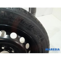 Renault - Megane - Krikset + reservewiel