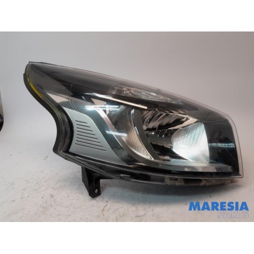 Renault - Trafic - Phare droit