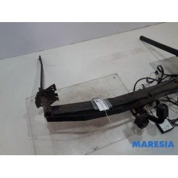 Renault - Megane - Towbar