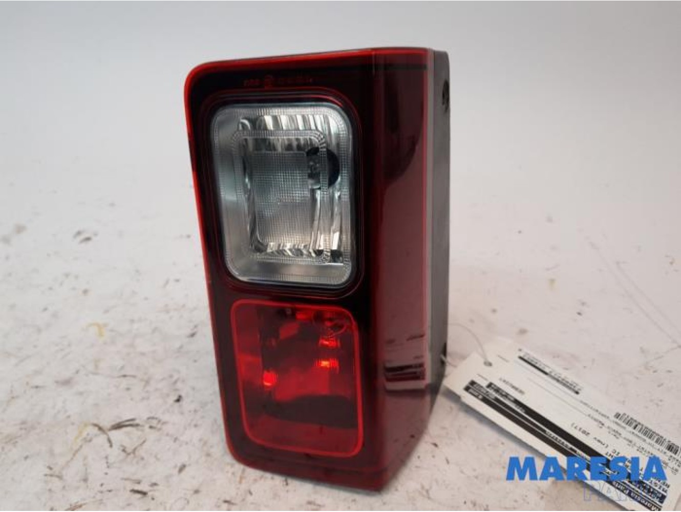 Renault - Trafic - Rear fog light