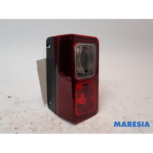 Renault - Trafic - Rear fog light