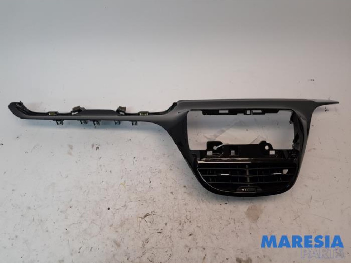 Peugeot - 208 - Dashboard vent