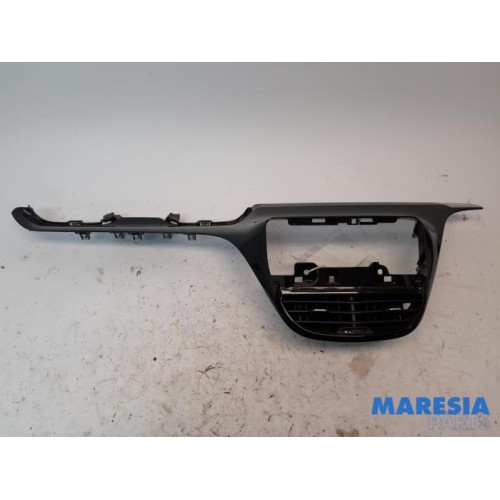 Peugeot - 208 - Dashboard vent